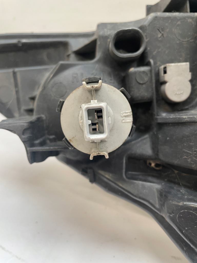 фото №8, Peugeot 107 лампа левая перед 81150-0h030 89032403