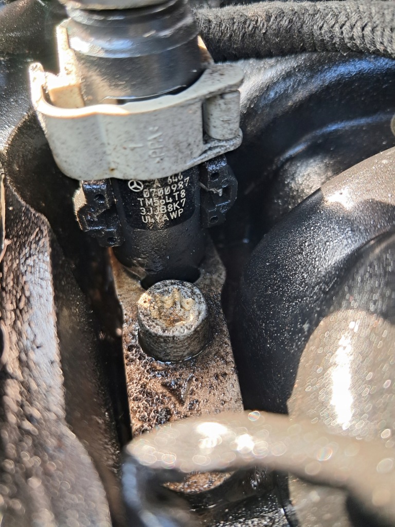 фото №12, Двигун kompletny форсунки компресор mercedes w204 2.2cdi 646811 646.811