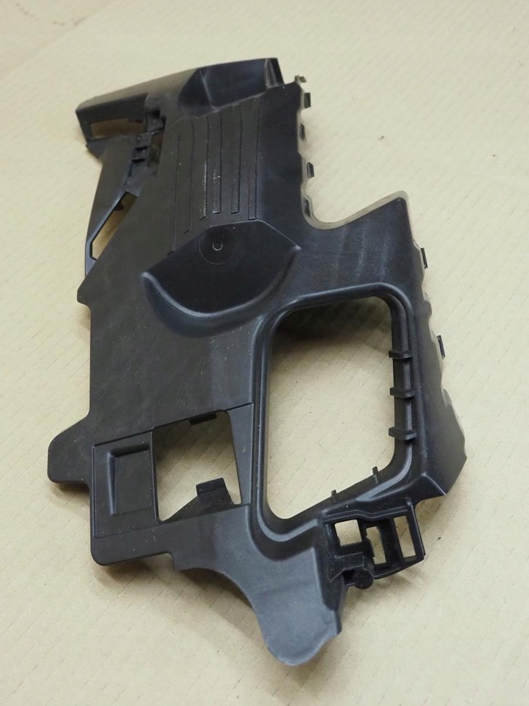 фото №9, Audi a3 8y 8y0807320c напрямна бампера правий перед