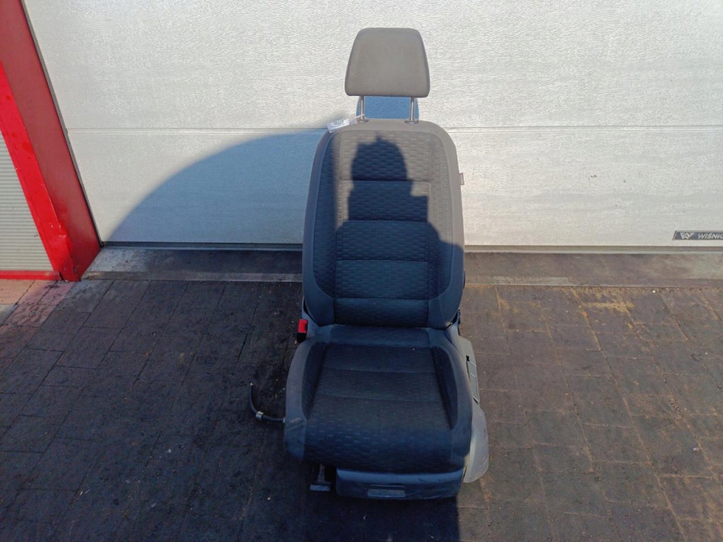 Купить Volkswagen touran i сиденье левый перед