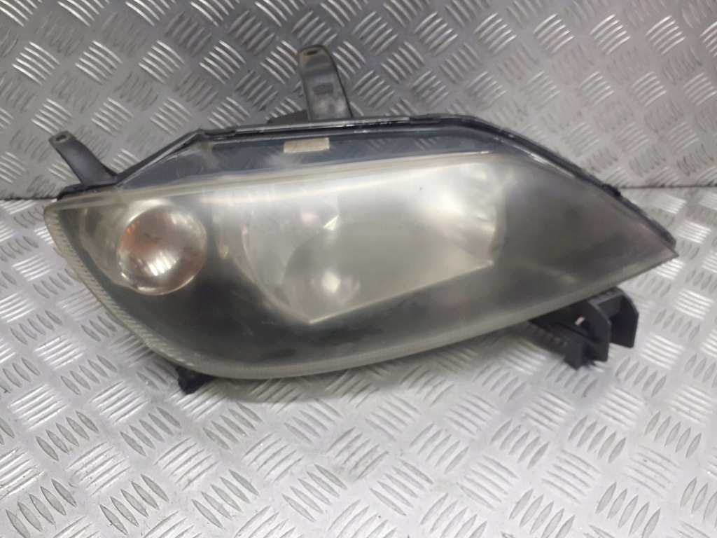 фото №1, Лампа правая передняя mazda 2 dy