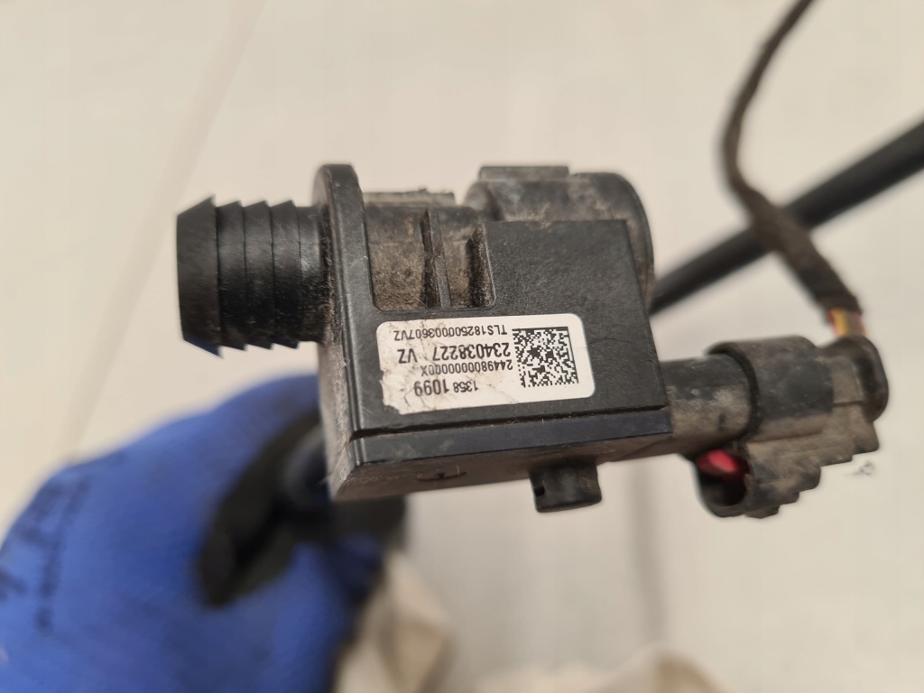 Шланг пабтрубок  трубка клапан do усилитель тормозов opel astra v k 1.6 turbo 200km 13375167 Недорого