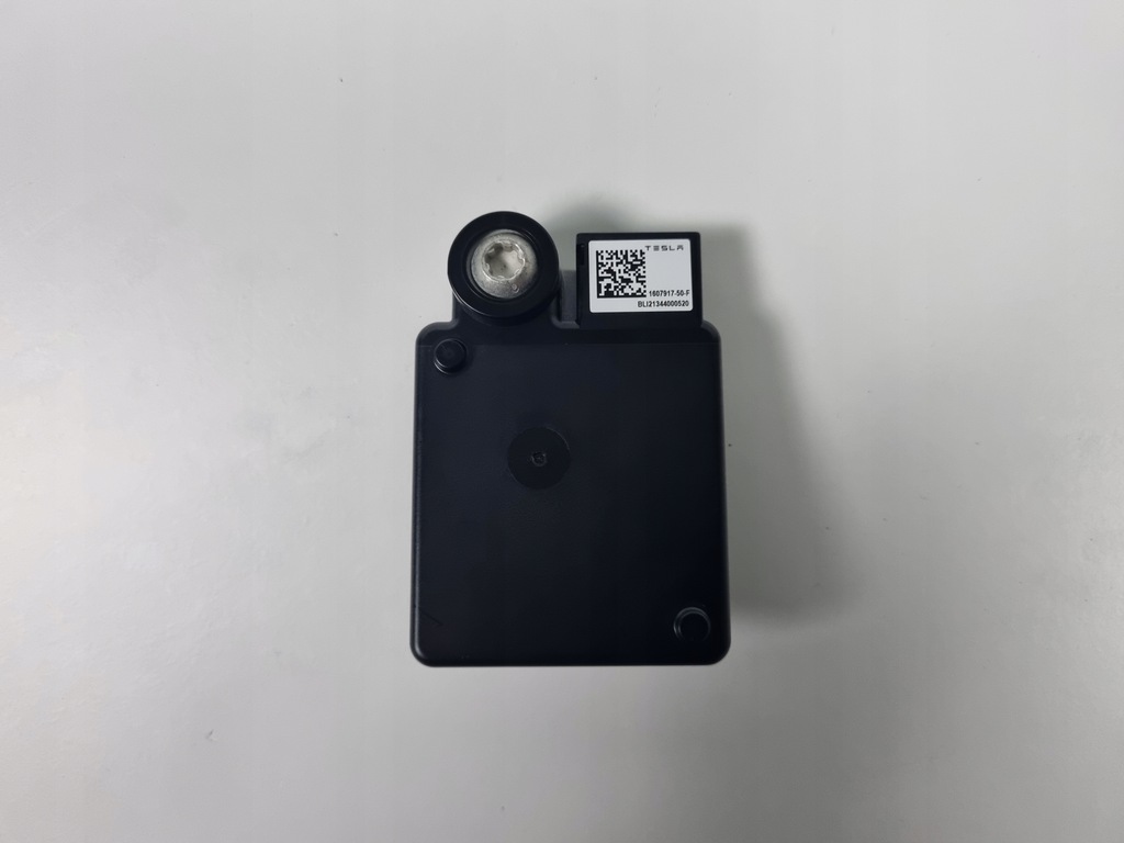 фото №1, Tesla model y радар датчик 1607917-50-f
