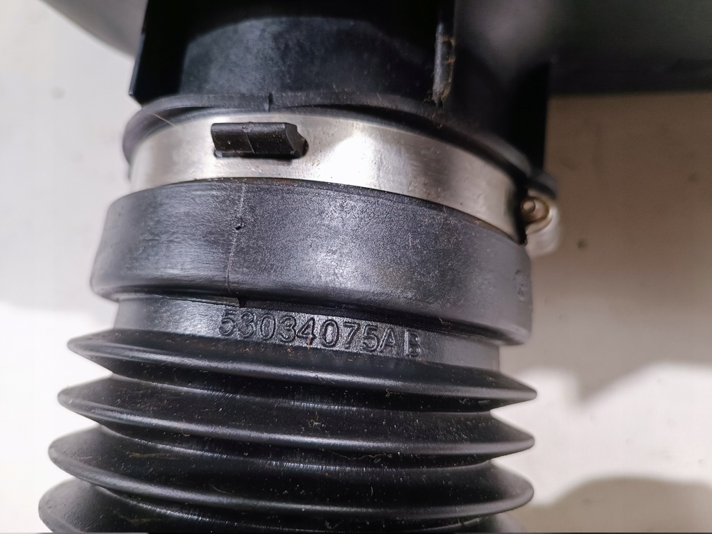 фото №12, Корпус фильтра воздуха воздухозаборник dodge ram 1500 3.6 v6 2013-