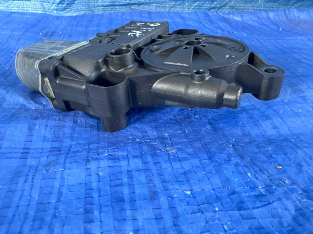 фото №6, Моторчик стекло правый задняя cupra leon iv 5q959408d