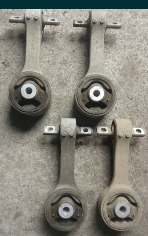 фото №1, Подушка двигателя задняя do honda civic viii 1.8