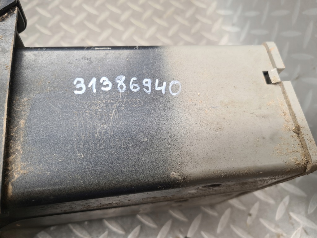 фото №8, Балка зона усилитель бампера перед volvo s90 v90