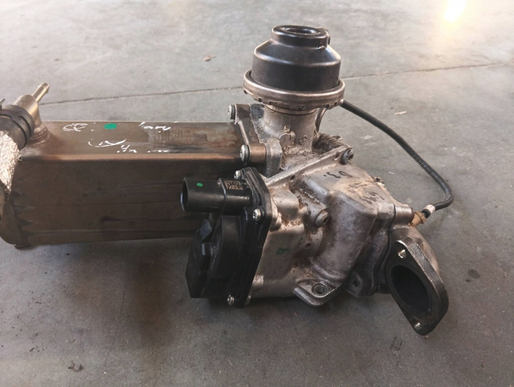 фото №3, Радіатор вихлопних газів egr 059131511bm audi vw 3.0 d