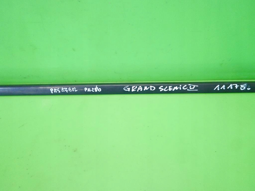 фото №3, Молдинг уплотнитель правая перед renault scenic ii