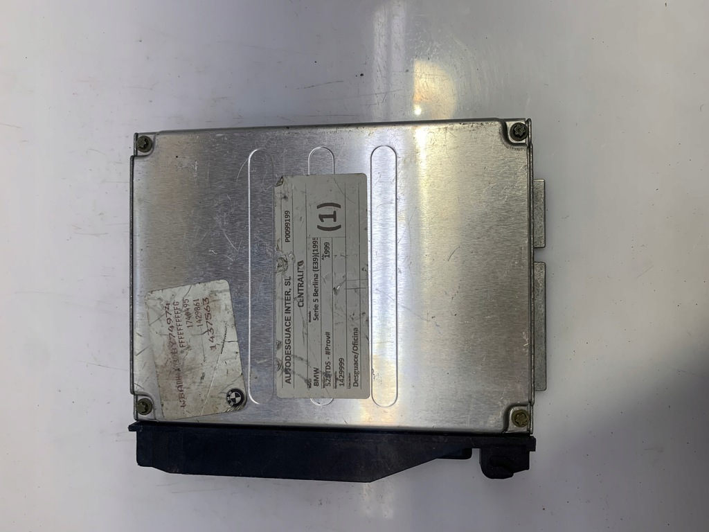 фото №1, Блок управления двигателя bmw 1437563