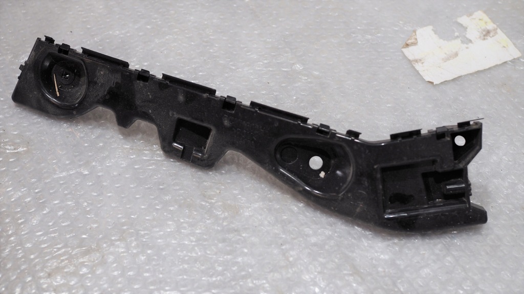 фото №1, Mazda 3 iv напрямна бампер p правий задня