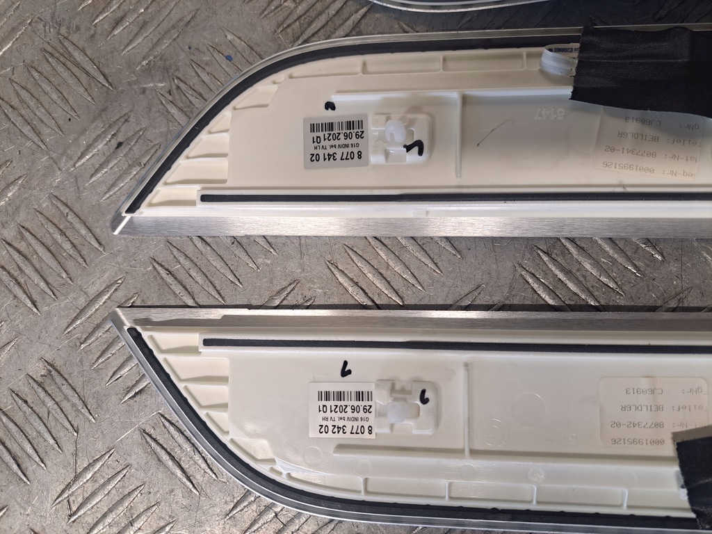 фото №11, Bmw 8 m850ix g16 молдинг поріг led individual 8077341 комплект nowe