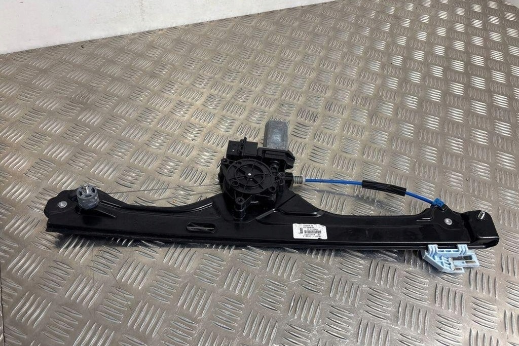 фото №8, Подъемник стекло задних правых дверь bmw 2 gran tourer f46 2579948 2.0l