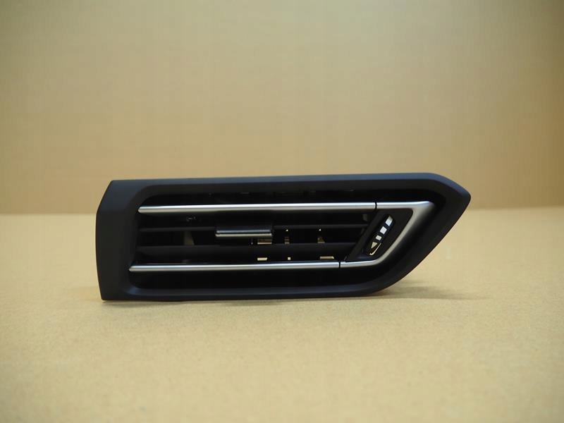 фото №1, Решётка обдув правая peugeot 308 ii t9