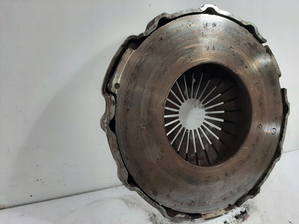 Renault midlum dci 2006r притиск пластина зчеплення 5010452306 в Україні