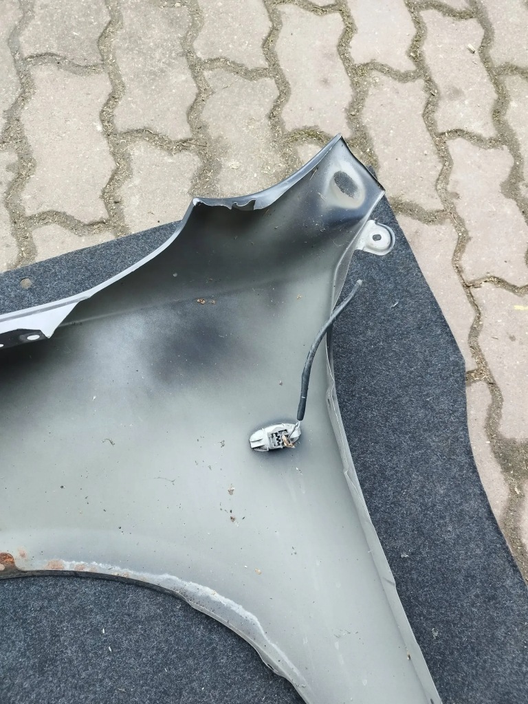 Mazda 3 1 2008 перед сторона правая крылья Цена