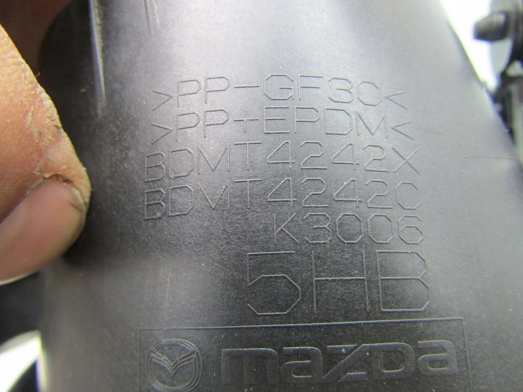 фото №12, Mazda 3 bp iv 19r крышка заливной топлива 41w bdmt4242x bdmt42420