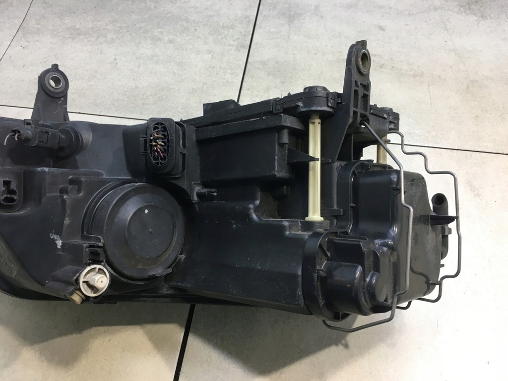 фото №9, Лампа левый перед vw phaeton 3d1941015h