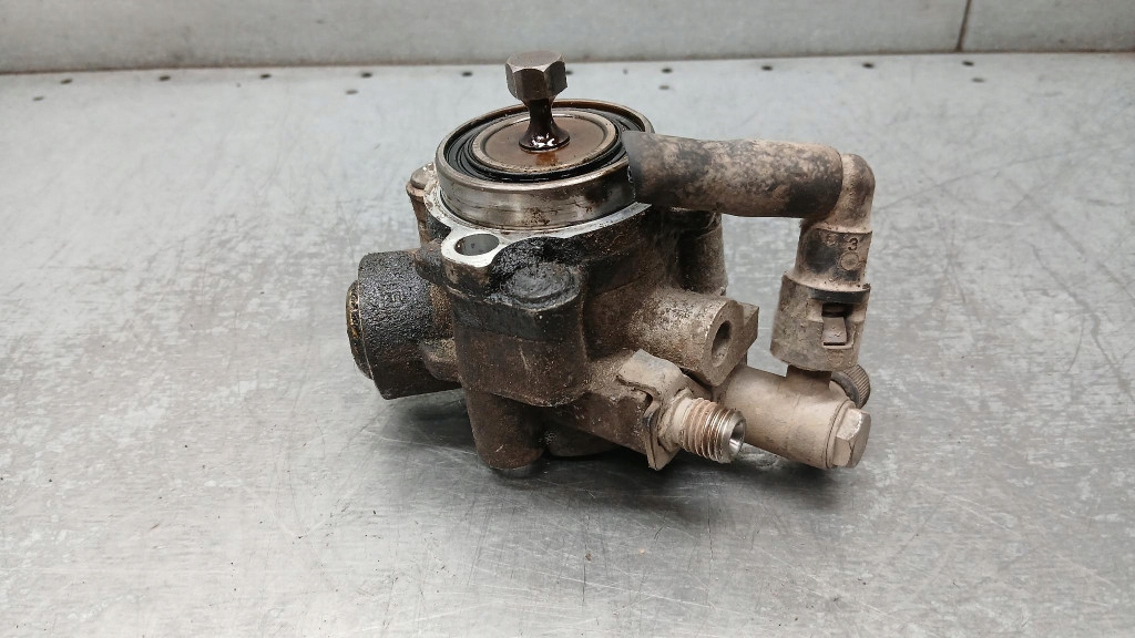 Насос топлива opel vectra c 2.2b 02-05r универсал 24465785 в Украине