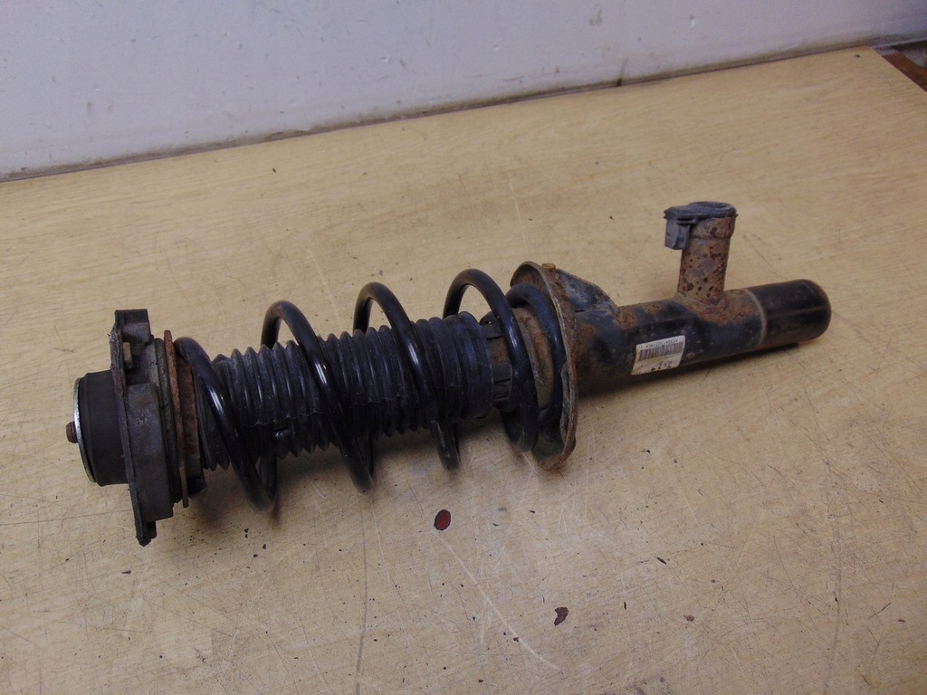 фото №9, Амортизатор mc person правий перед vw golf vi 1.4 tsi 1t0413031hc