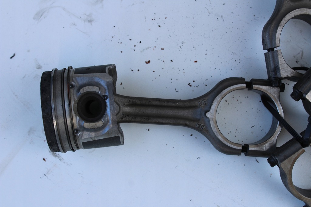 фото №1, Поршень шатун citroen peugeot ford 75l101