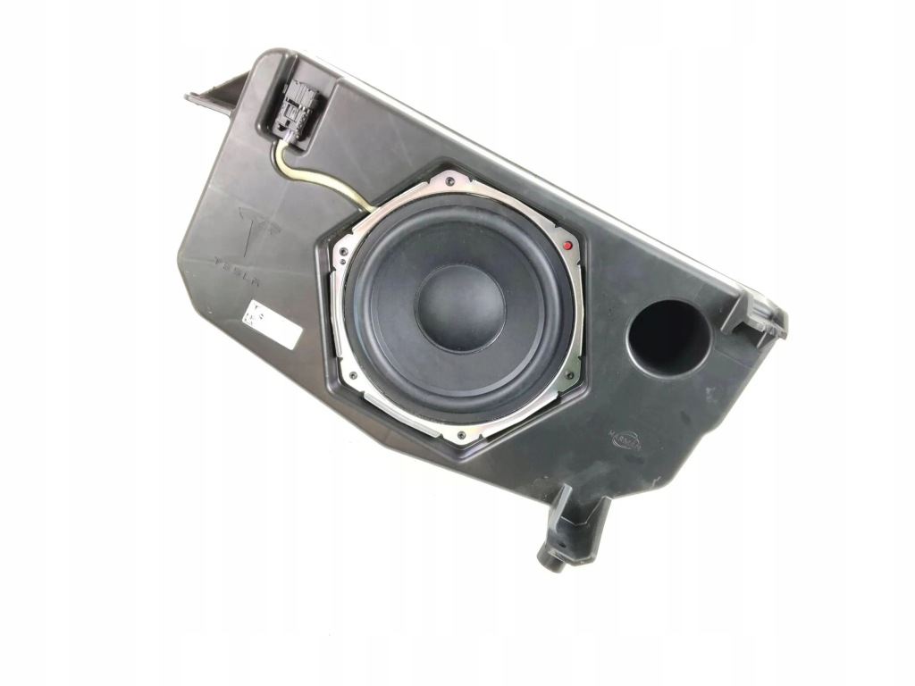Купити 2018 tesla model x сабвуфер 105008500e