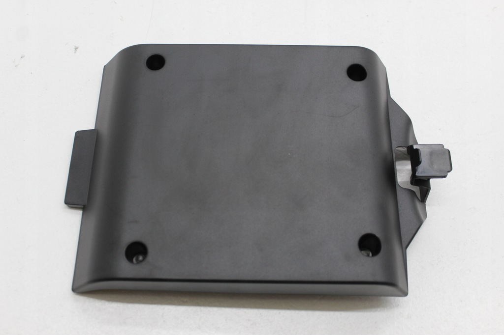 фото №1, Audi a8 d4 захист заглушка 4h0885935a