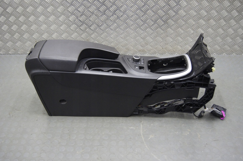 фото №1, Підлокітник тунель insignia a