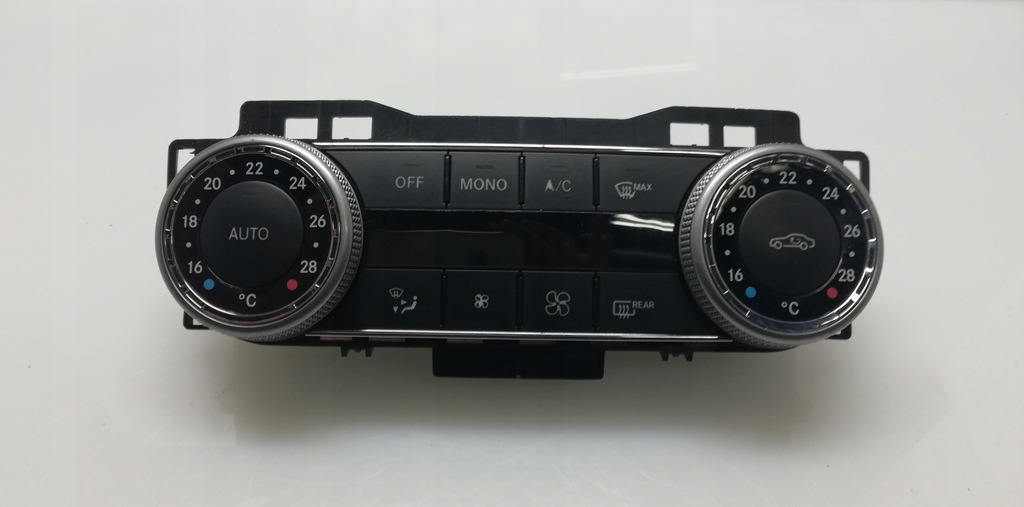 фото №1, Панель кондиционера mercedes a2c53290179