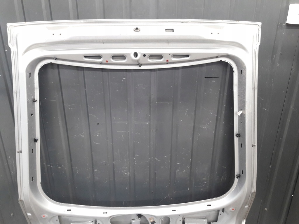 фото №11, Крышка багажника багажника ford mondeo mk3 5d серебристая