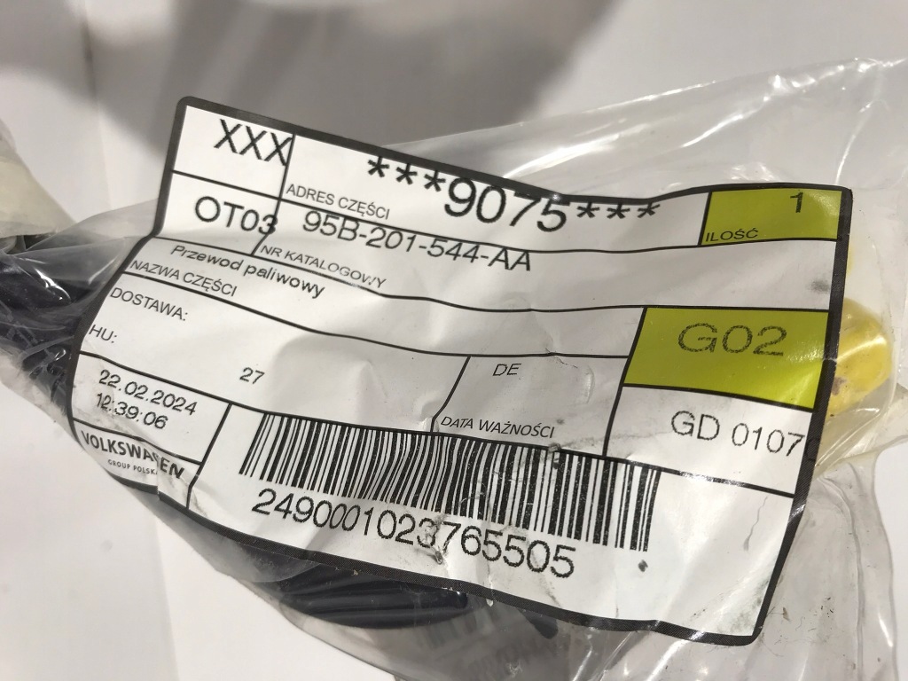 Шланг топливный porsche macan 95b201544aa Недорого