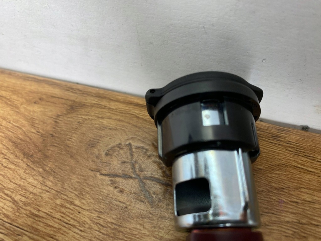 фото №9, Роз'єм прикурювача cadillac cts iii 2014+