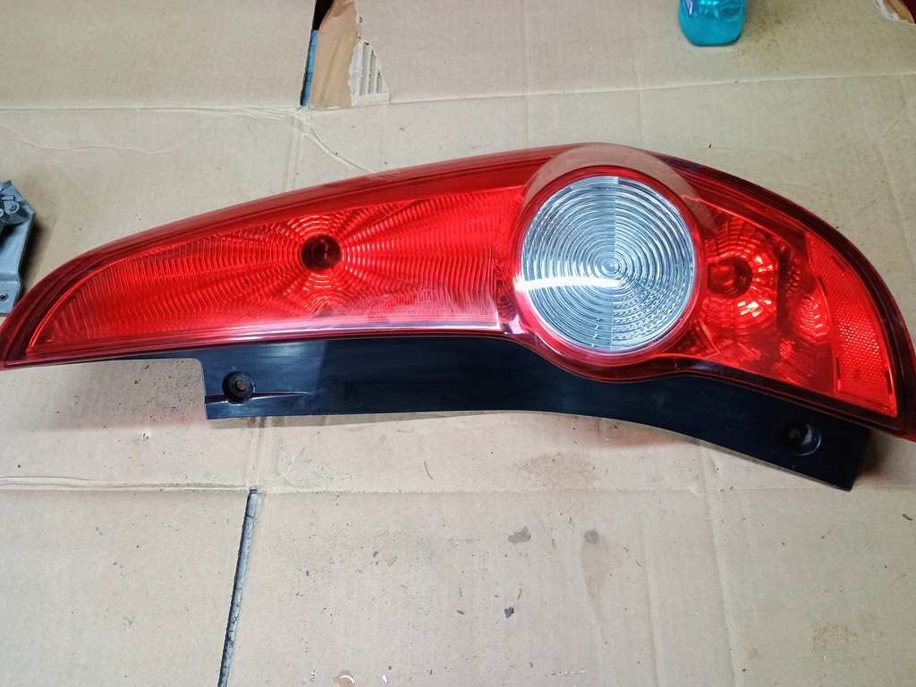 фото №1, Лампа задняя правая opel agila b org.