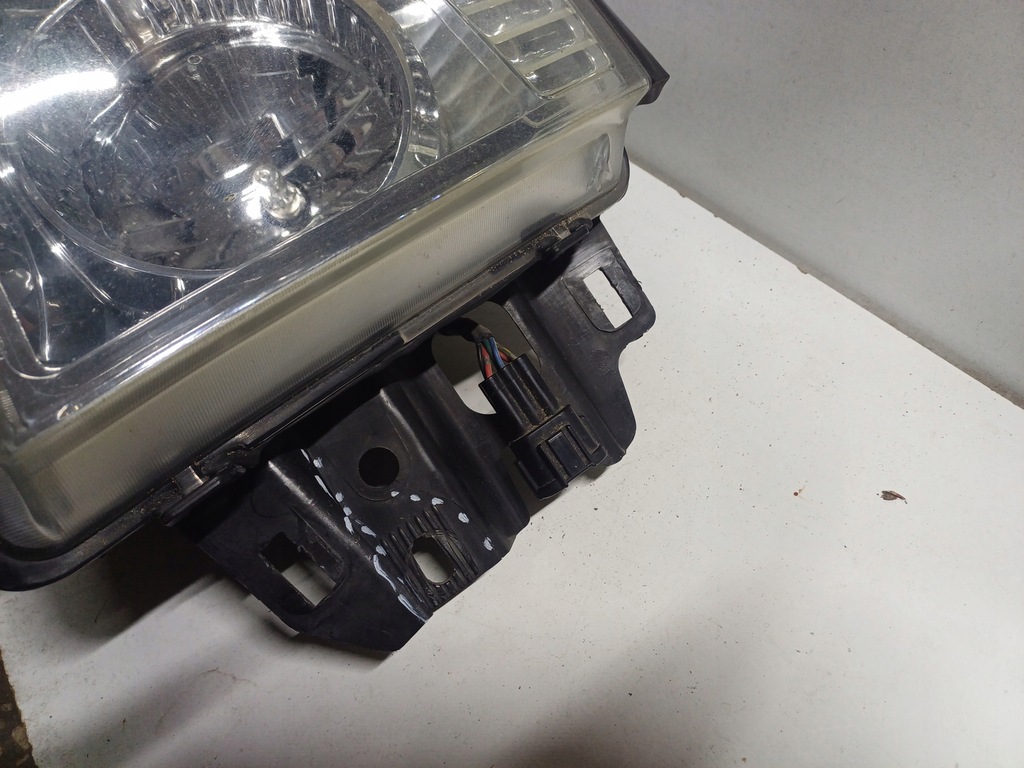 фото №12, Лампа правий перед nissan armada