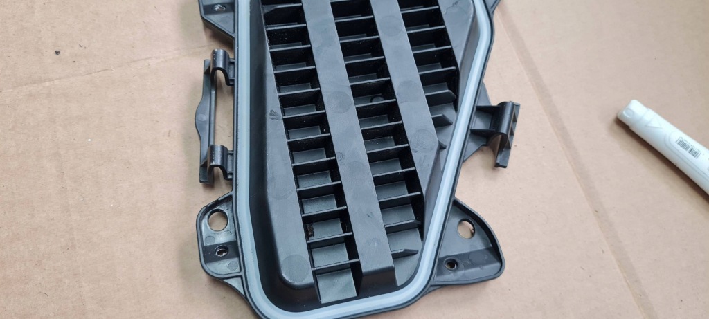 Q3 83a заглушка крышка фары левая левый перед full led matrix 83a941159 Оригинал