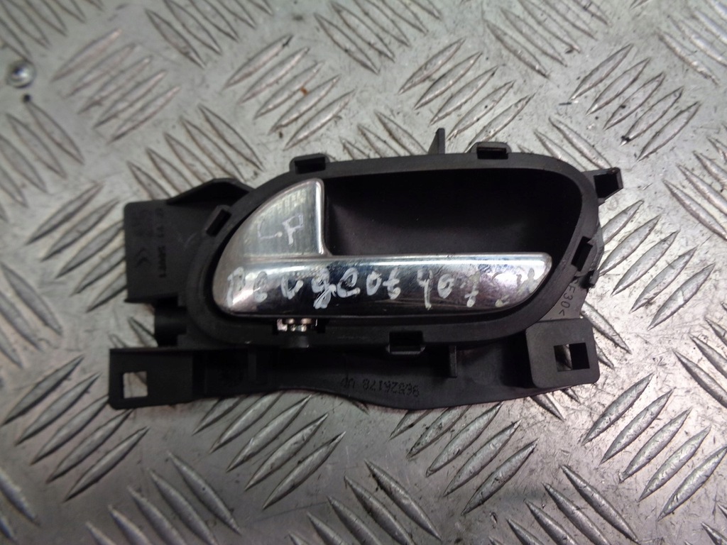 фото №1, Ручка левая передняя внутренняя peugeot 407 sw