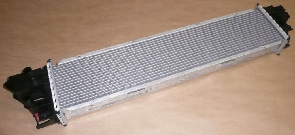 фото №14, Радиатор воздуха впускной pasuje do: nissan nv300 opel vivaro a