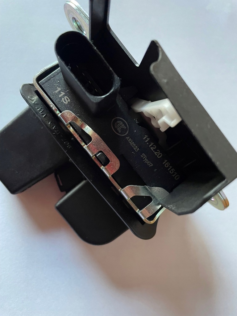 фото №1, Audi a1 замок задний крышки 2019-2023