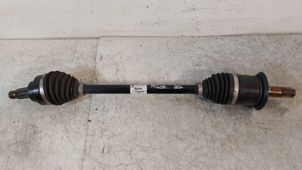 фото №1, Приводной вал левый задняя 8644245 bmw 1 f20 f21 lci lift