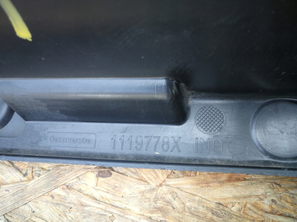 фото №11, Renault zoe i 12- решётка радиатора решётка средняя бампера передний 1119778x