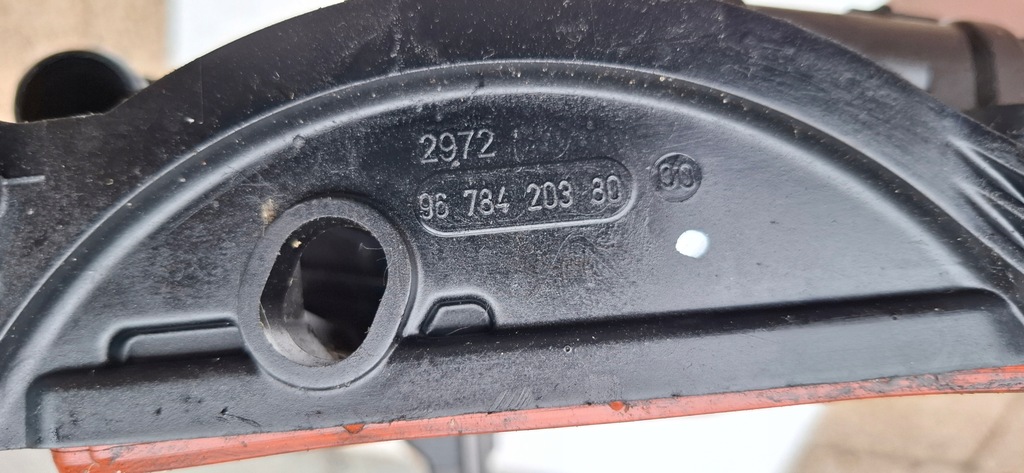 фото №9, Citroen c5 iii x7 2.2 hdi крышка клапанов 9678420380