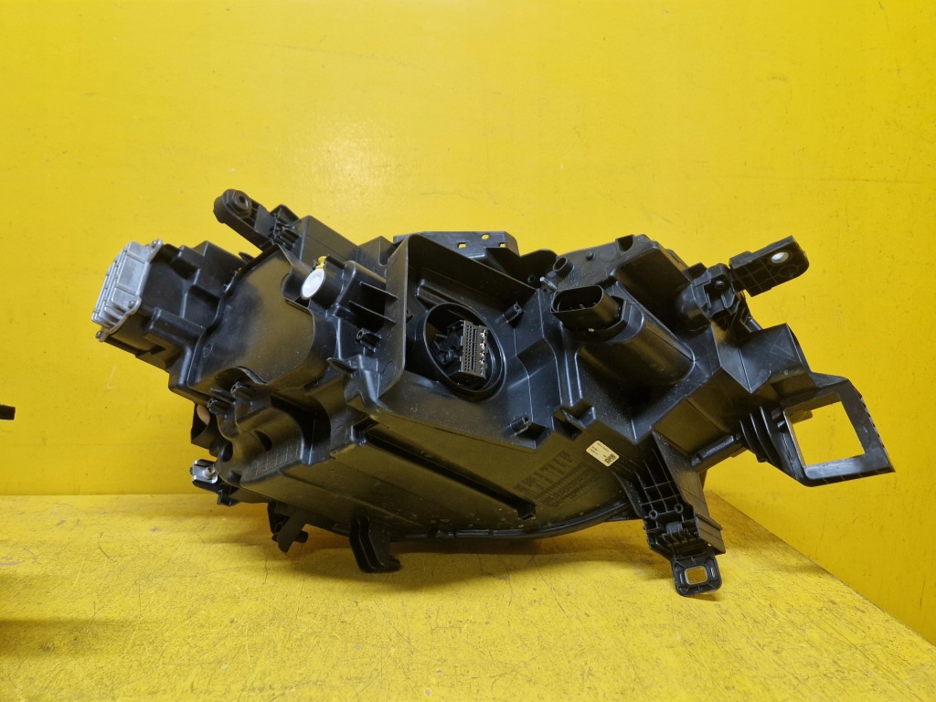 Vw id4 фара ліва правий перед full led 11b941035b 11b941036b Ціна