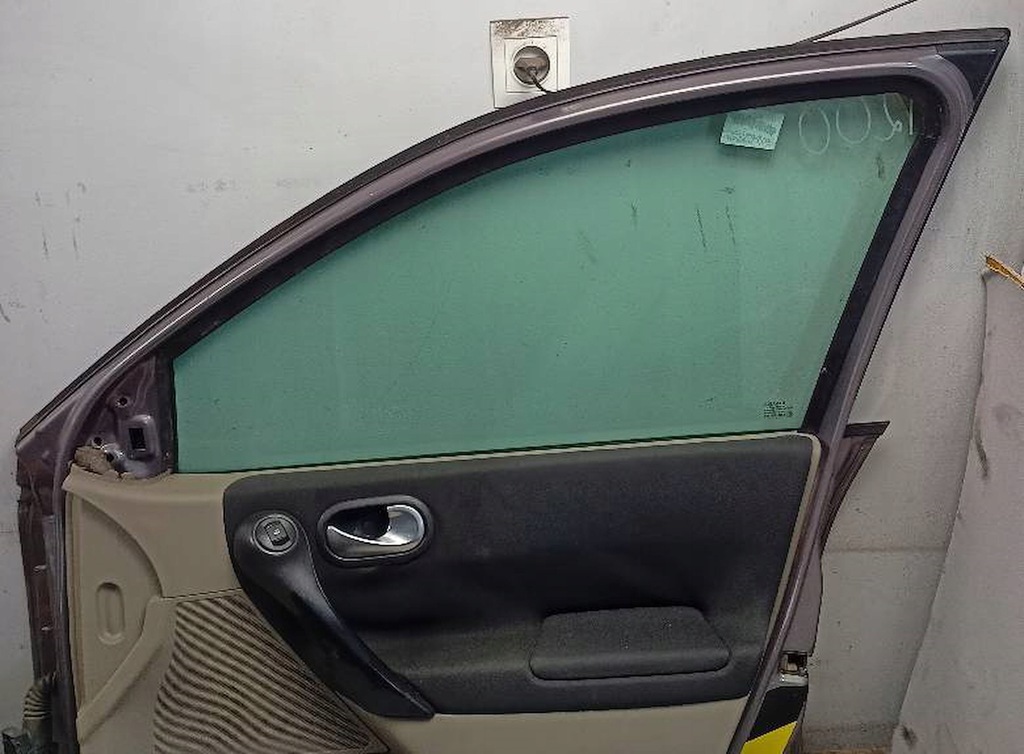 фото №3, Дверь правый перед renault megane