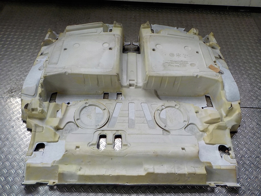 фото №5, Porsche cayenne 14-17 4.2 килимок обшивка задня