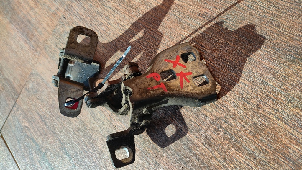 фото №4, Jeep commander 5-10r xk петли дверь правый задняя