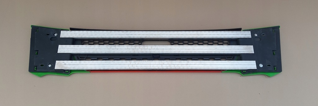 фото №6, Scania r s лавка підніжка решітка радіатора решітка радіатора нижня