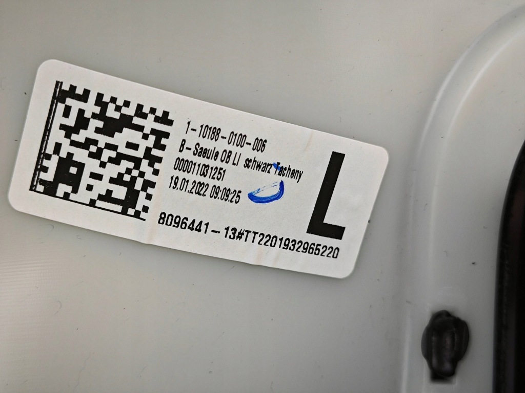 фото №7, Оригінальні обшивка захист стійка ліва bmw g26 8096441 27km!