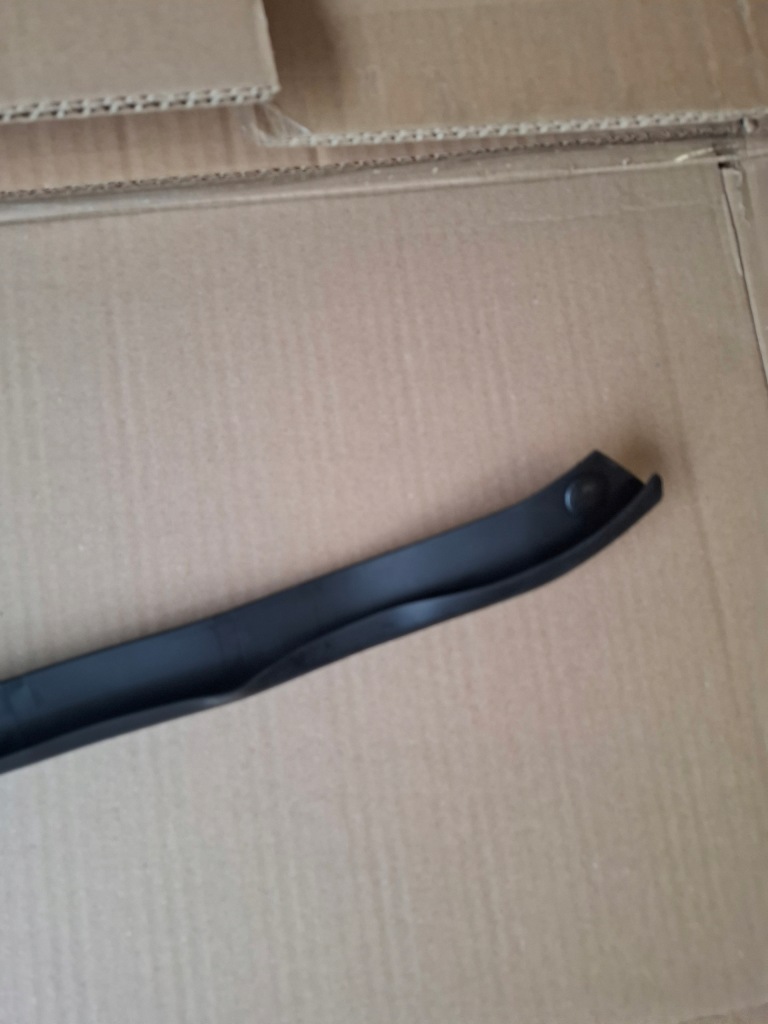 Прокладка бампера капот ford focus mk3 orygi. с Разборки