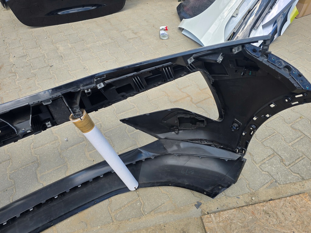 фото №10, Lotus eletre бампер перед