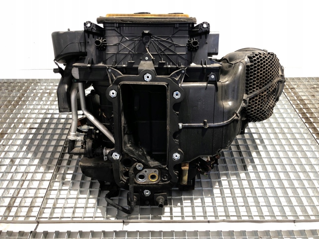 фото №1, Отопитель kombajn volvo fh ii 84164535 хэтчбек kombajn